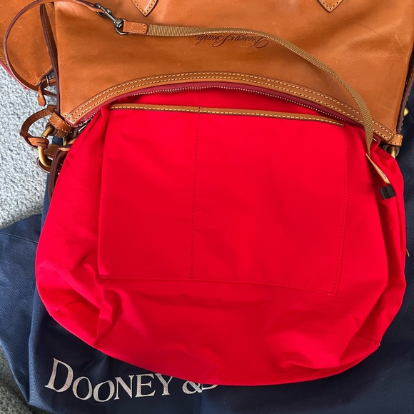 Dooney and Bourke Lucy medium hobo in Natural Florentine leather. - Picture 11 of 12